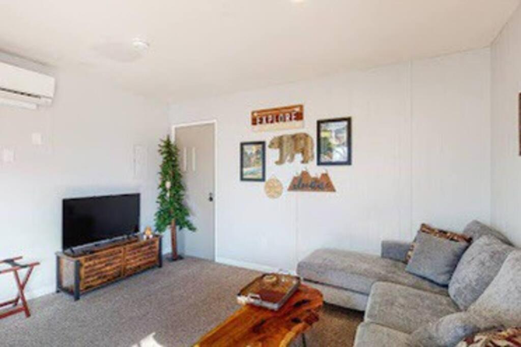 Couples Hideout In Heart Of Oakhurst Εξωτερικό φωτογραφία